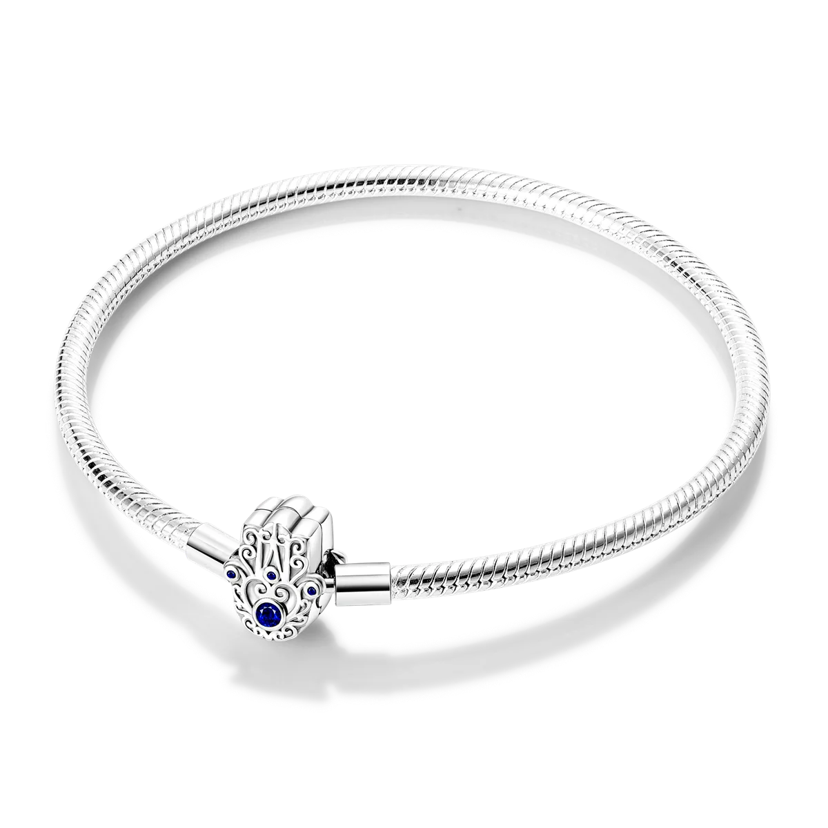 Pulsera en Plata Estilo Dijes